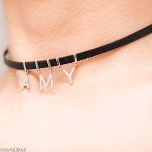 Collana girocollo, Girocolli per donna, Girocollo con nome personalizzato, Collana con nome personalizzato, Girocollo personalizzato, Collare girocollo nero, Girocollo con iniziale