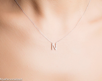 Collar inicial de plata - Collar de plata - Collar colgante - Collar personalizado de dama de honor - Will You Be My Bridesmaid