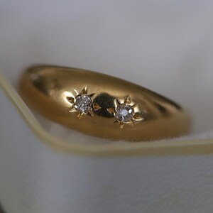 Vintage 18K Yellow Gold Two Stone Diamond Gypsy Ring UK O