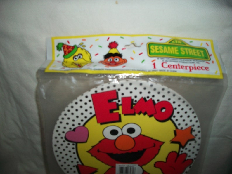 12.5 x 9.5, Vintage 1990 Seseme Street Elmo Paper Centerpiece