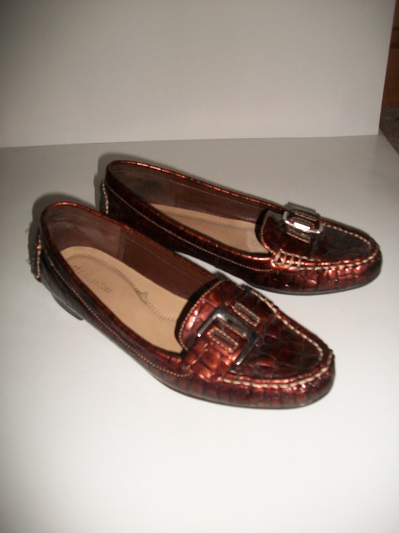 naturalizer burgundy shoes