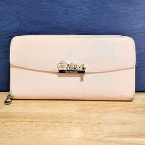 Clathas Pale Pink Wallet