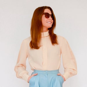 Vintage 1970s pastel peach blouse UK 12