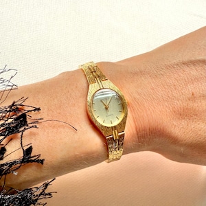 Ladies GOLD plated vintage watch by SEKONDA / gold plated bracelet watch / Sekonda quartz gold watch  / gold plated quartz  watch/