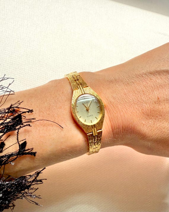 Ladies GOLD Plated Vintage Watch by SEKONDA / Gold Plated  display picture 2