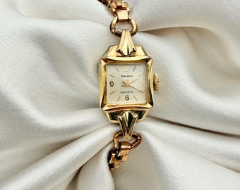 MARQUIS Vintage GOLD 1940s 15 Jewels Marquis Watch / Gold dainty watch / Gold cocktail watch / Art Deco watch / 15 jewels mechanical watch