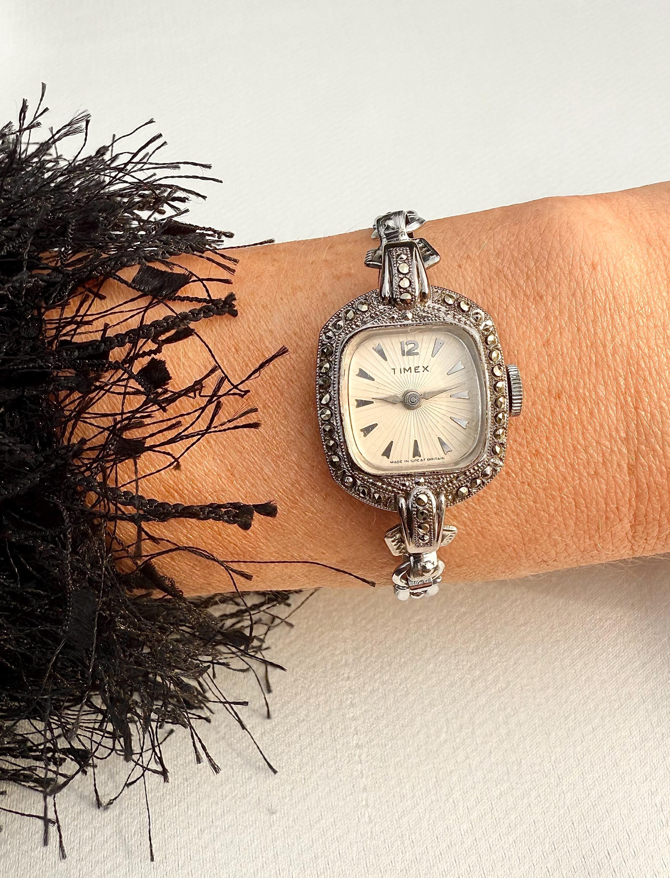 TIMEX アンティーク時計　ロービート　ヴィンテージ Vintage 1960s Silver Steel Ornate Rounded Square Marcasite