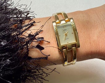 Y2K vintage crystal encrusted gold ladies watch /HANA Y2K gold ladies watch / Vintage Guess watch / Vintage gold cocktail watch
