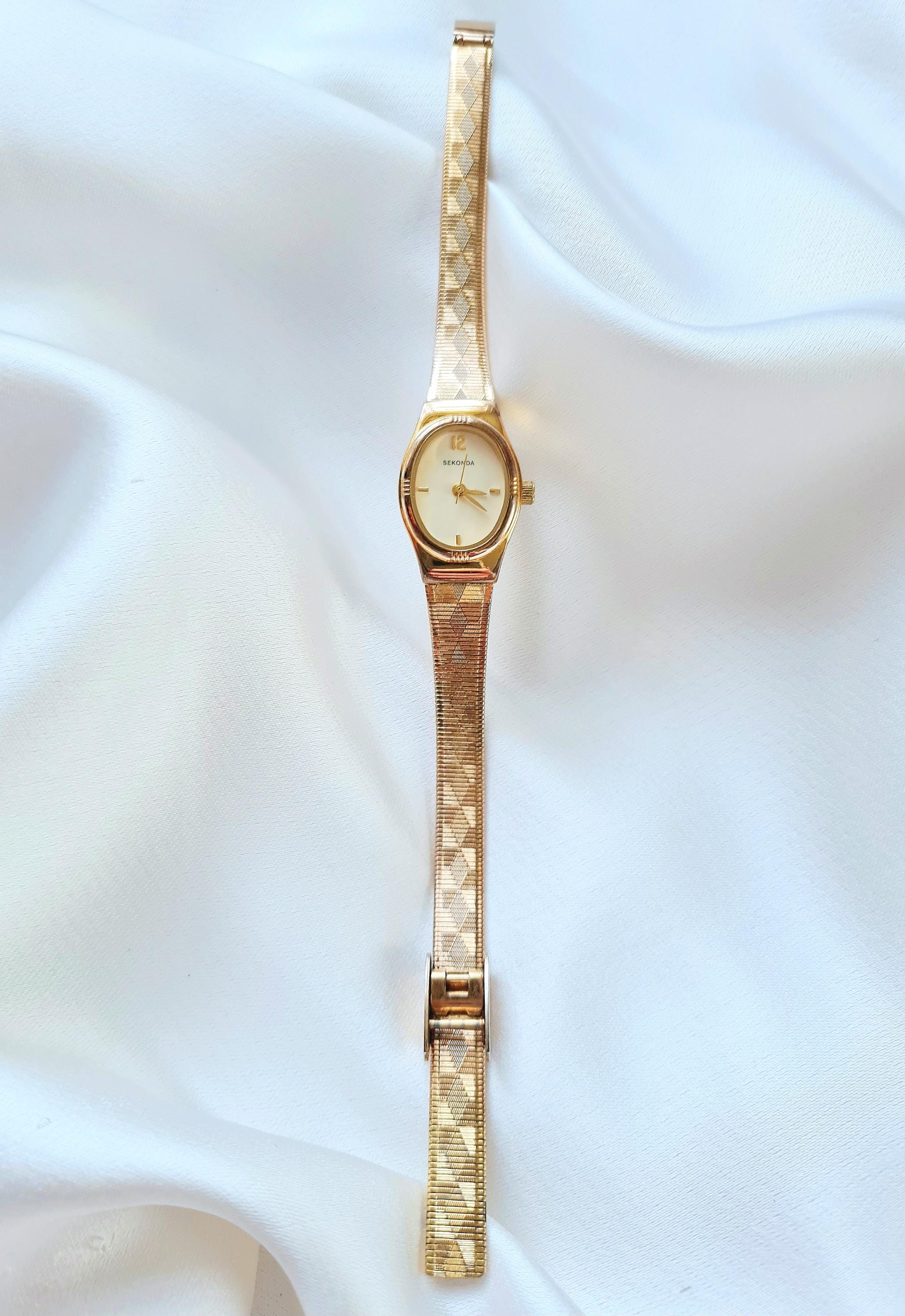 Vintage Dainty Gold Sekonda Watch Ladie main image 2