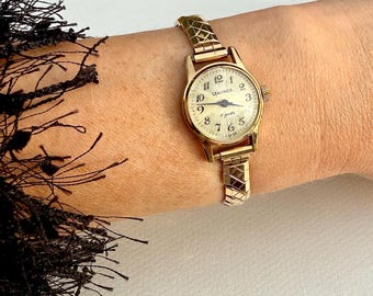 Vintage USSR Soviet Sekonda 17 Jewels Classic Watch - Etsy display picture 1