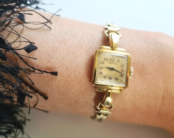 Vintage ROLLED 1940s gold ladie's cocktail Watch by ASTIN (Art Deco) / Gold dainty watch / Gold cocktail watch / Art Deco watch