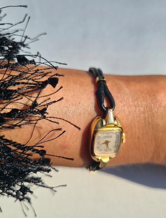 RARE Vintage 1940s Art Deco Gold Plated Ladies Watch by  display picture 3