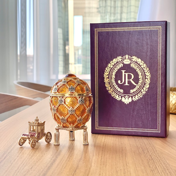 Joan Rivers The Coronation Egg Faberge Egg trinket jewel box with tiny gold carriage - Free Shipping