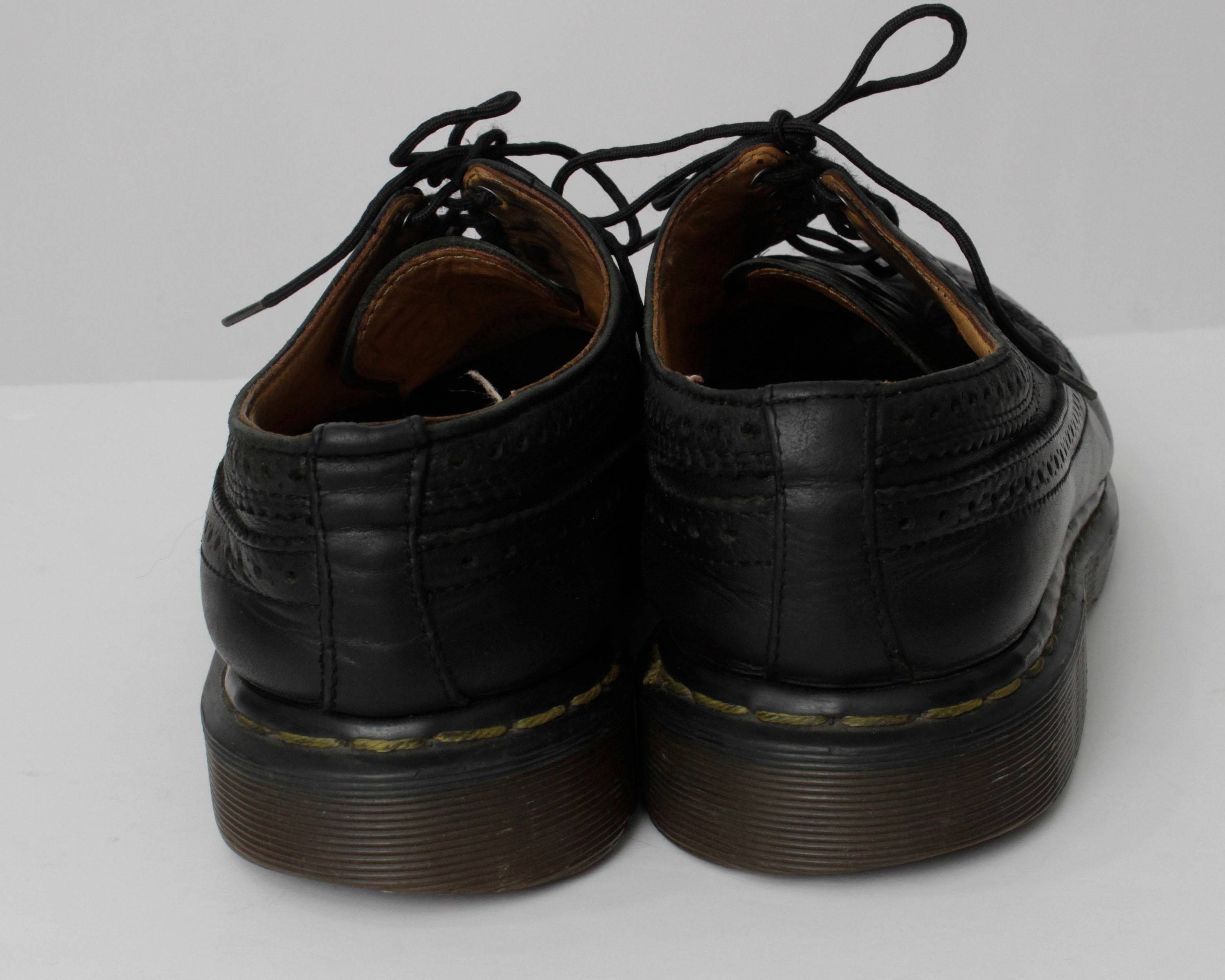 〜90's England Dr. Martens 5holl Wing Tip Vintage 90s Dr Martens Shoes Wing Tip Wingtip Black Zoot
