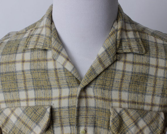 Vintage 50's Wool Plaid Shirt Men's Loop Collar L… - image 3