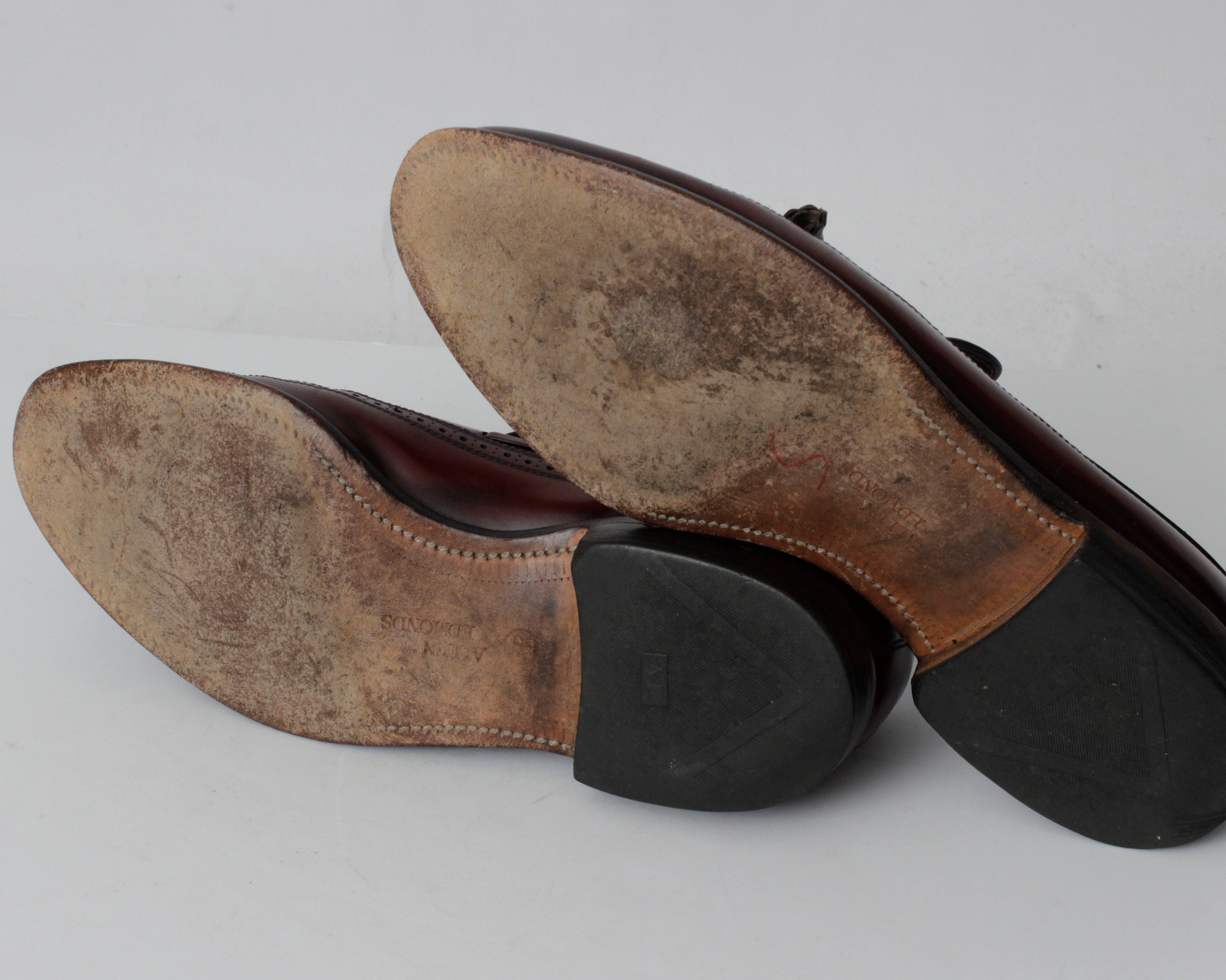 Allen edmonds riverside top