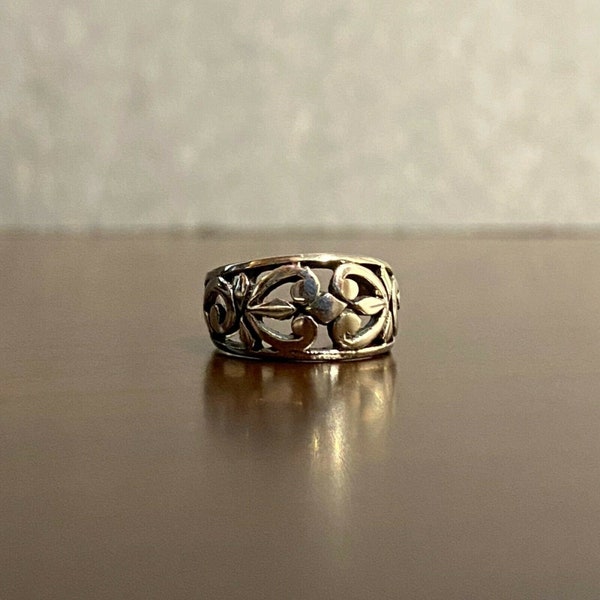 Celtic Heart Earring Cuff • Sterling Silver • Intricate Flourish Design
