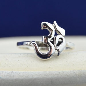 Sterling Silver OM Symbol Ring | Hindu Sacred Sound | Spiritual Jewelry