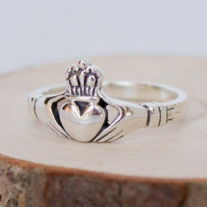 Sterling Silver Claddagh Ring • Irish Promise Ring • Love Ring • Size 5-13