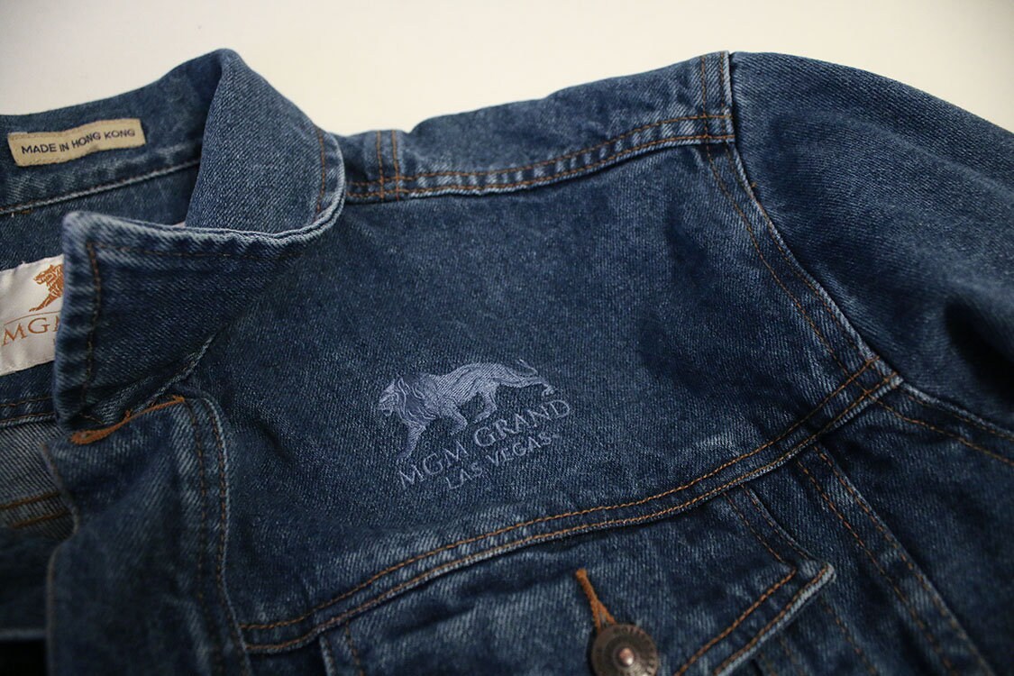 Vintage MGM Grand Las Vegas Blue Jean Denim Men's Jacket W/ Blue