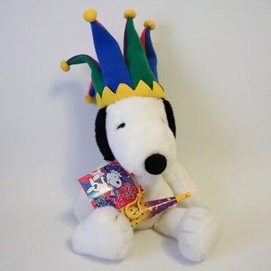 Vintage 2000 Large 25&quot; It&#39;s Snoopy Time! At Macy&#39;s Count Down to Millennium! Party Blower Horn Plush Toy (Party horn toy never activated)