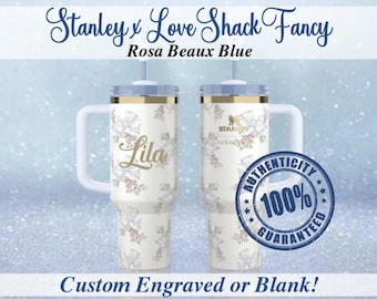 Trempette Stanley x LoveShackFancy (40 ou 20 oz) Rosa Beaux Blue | Gobelet floral gravé personnalisé | Cadeaux personnalisés pour elle | Authentique