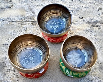 Hand Hammered Tibetan Singing Bowl Set – Meditation, Sound Healing, Nepal (Cushion & Mallet Included)