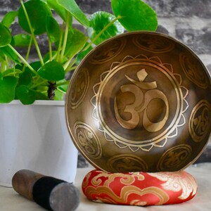 6&quot; OM Carved Sound Therapy Singing Bowl || Hand-hammered and Handmade in Nepal || Tibetan Singing Bowl || Yoga Bowls
