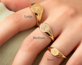 Custom Initial Engraved Signet Ring in 14K 18K Solid Gold, Personalize Letter Signet Circle Gold Ring Available in Gold Rose and White Gold