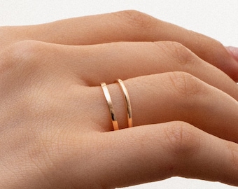 14k 18k Solid Gold Wedding Band (1.5mm THIN), Plain Simple Dome or Flat Wedding Ring, Men&#39;s Women&#39;s Wedding Ring, Band for Men Women