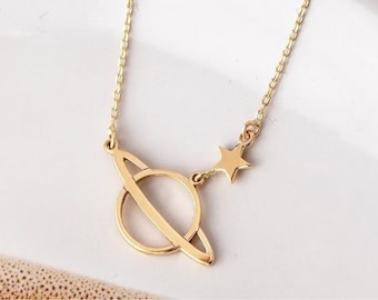 14K 18K Solid Gold Dainty Saturn Necklace, Saturn & Star Gold Necklace, Planet Star Saturn Pendant Choker Necklace, Space Lover Gift For Her