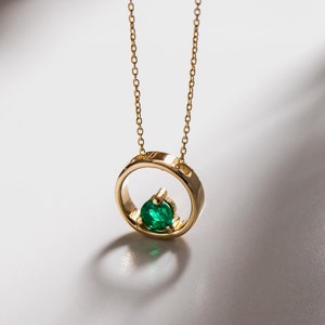 14K 18K Solid Gold Round Cut Genuine Emerald Necklace, Bezel Dainty Necklace, Crystal Solitaire Necklace, Birthstone Necklace, Ring Pendant