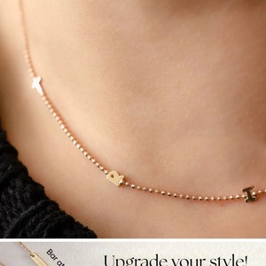 Collar de oro de 14 k con inicial lateral, collar minimalista con inicial lateral, collar personalizado con cadena de cuentas con corte de diamante y múltiples letras 1, 2, 3 y 4
