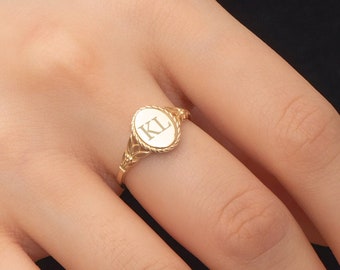 Personalized Initial Oval Signet Ring in 14K or 18K Solid Gold, Custom Letter Engraved Statement Ring, Chunky Pinky Ring Gift for Her/Him