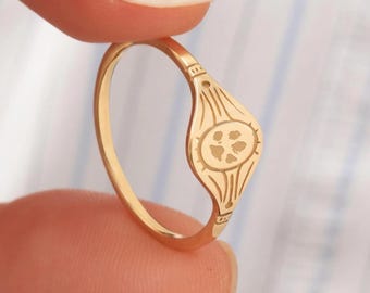14K 18K Solid Gold Paw Print Signet Ring, Pet Memorial, Custom Engraved Pinky Ring