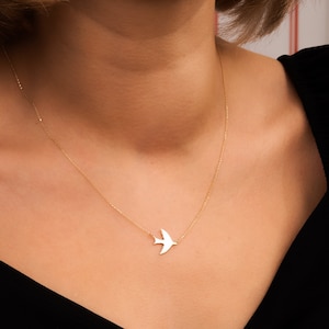 14k Solid Gold Swallow Necklace, Dainty Gold Flying Bird Necklace is a Great Gift For Her. Gift For Valantine&#39; Love