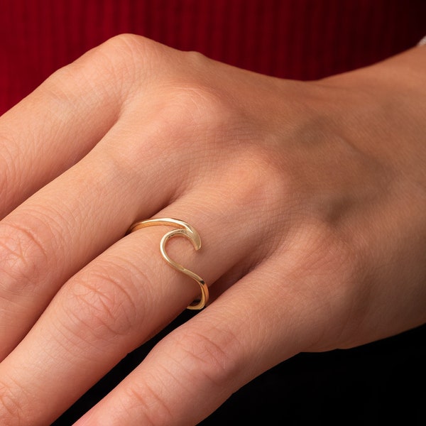 14K 18K Solid Gold Wave Ring, Dainty Minimalista Sea Wave Ring, Gioielli nautici, Anello Pura Vida impilabile, Gioielli estivi, Regalo per lei