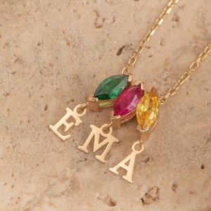 Collar de oro macizo con piedra de nacimiento de marquesa: colgante familiar minimalista con inicial opcional. Regalo de oro de 14 k para mamá, hermana o abuela.