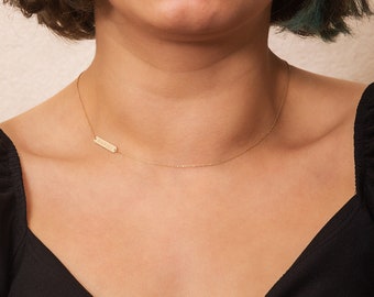 Collar de barra lateral personalizado de oro macizo de 14k y 18k, collar de placa horizontal con grabado personalizado, gargantilla grabada con fecha coordinada