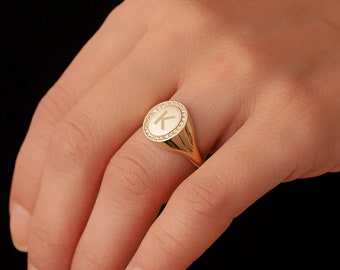 14K 18K Solid Gold Diamond Signet Ring, Diamond or Cz Circle Signet Gold Ring, Custom Engraved Gold Seal Ring, Sparkle Signet Ring Gift For