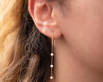 Pendientes de perlas de cadena de hilo de oro macizo de 14K, pendientes colgantes de perlas blancas en oro real de 14K, pendientes colgantes de perlas de agua dulce, gran regalo para ella