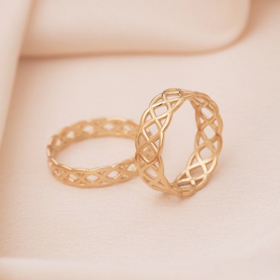 14k White Gold Solid 4mm Wide Celtic Knot Toe Ring 14k White Gold Solid 4mm Wide Celtic Knot Toe Ring