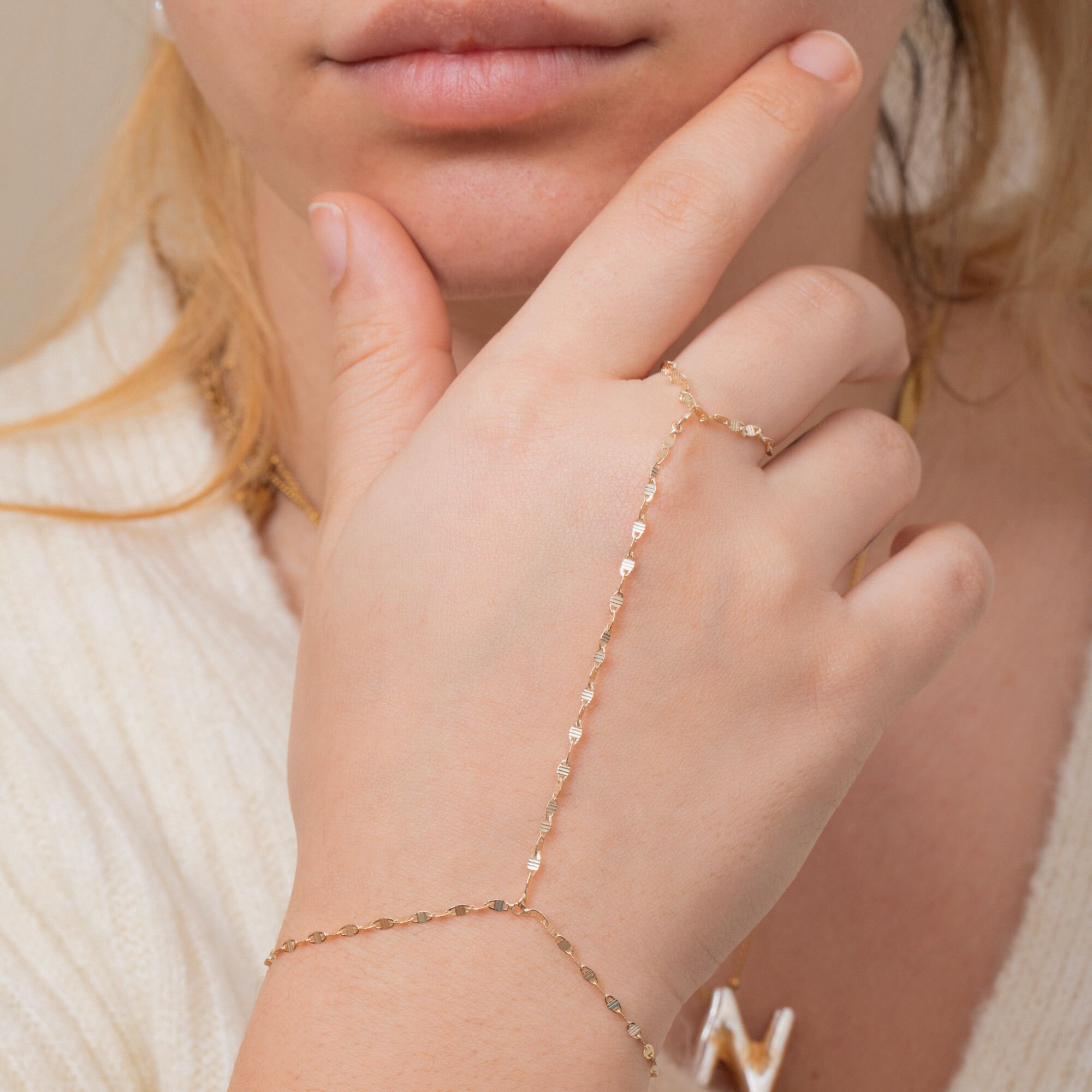 GLAD HAND JEWELRY：NARROW CHAIN BRACELET 14K Gold Glitter Chain Hand Bracelet, Flat Link Chain Gold