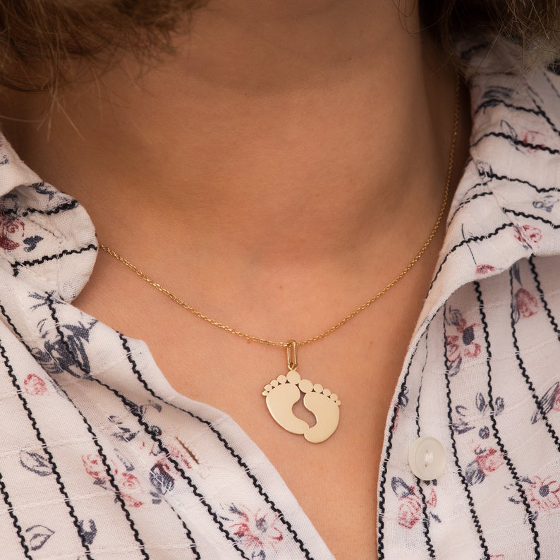14k 18k Solid Engraved Baby Feet Necklace Custom Name Date Etsy
