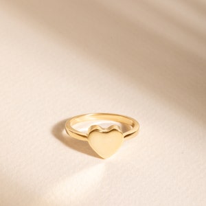 Custom Engrave Memorial Heart Urn Ring, Heart Shaped Mourning Ring, 14K 18K Solid Gold Ash Holder Heart Ring, CZ & Diamond Heart Urn Jewelry image 3