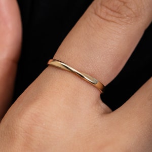 Personalized Matching Mobius 14K 18K Solid Gold Ring, Dainty Couple Wedding Band Promise Ring, Thin Gold Mobius Engagement Stacking Ring