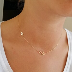 Collar con inicial en forma de panal de oro macizo de 14 quilates y 18 quilates, collar con dije en forma de panal, inicial y piedra de nacimiento laterales, gargantilla con forma de colmena, regalo para ella