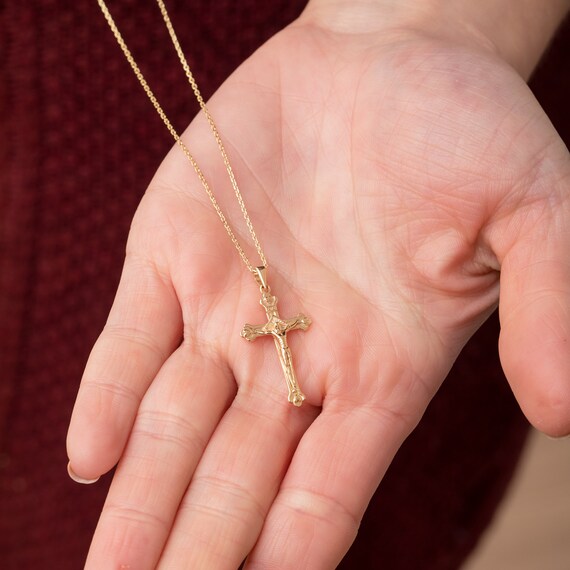 Gold jesus cheap crucifix pendant