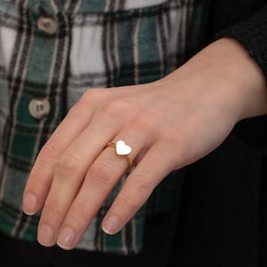 Custom Engrave Memorial Heart Urn Ring, Heart Shaped Mourning Ring, 14K 18K Solid Gold Ash Holder Heart Ring, CZ & Diamond Heart Urn Jewelry image 2