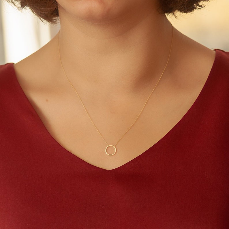 14K Solid Gold Tiny Triangle Necklace Minimalist Layerd Etsy